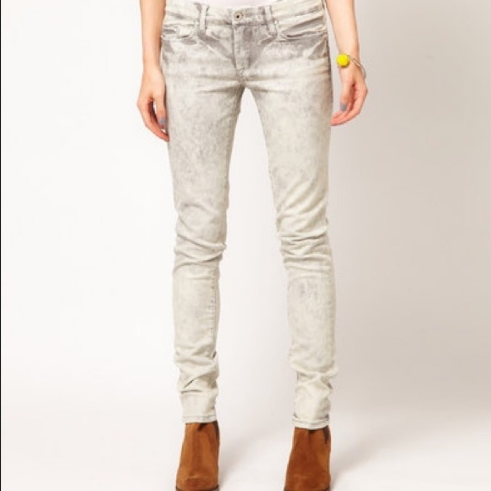Blank NYC Gray Acid Wash Skinny Jeans Size 28
